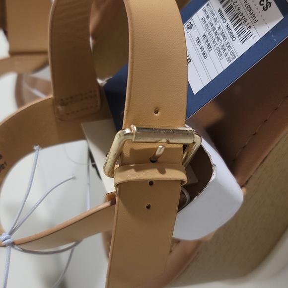 Universal Thread NIB Alba Beige Tan Platform Sandals sz 9.5 Memory Comfort Foam - Picture 12 of 12